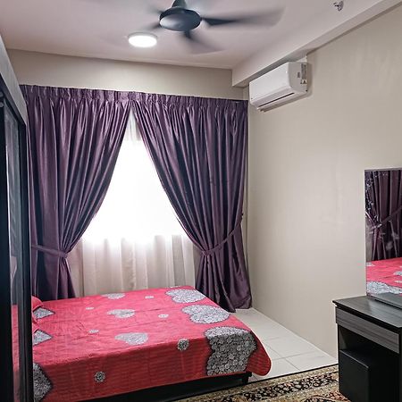 Aisy Homestay Putrajaya Cyberjaya Klia Кампунг Денгкил Экстерьер фото